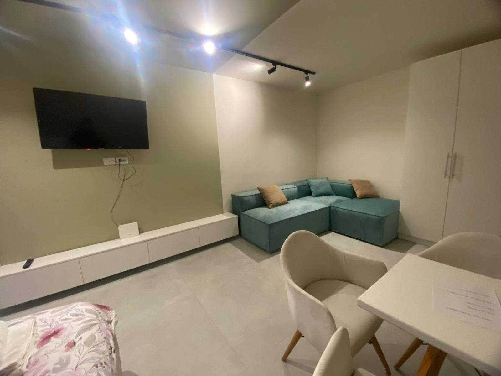 Mia Lake Apartament Tiranë Ngoại thất bức ảnh